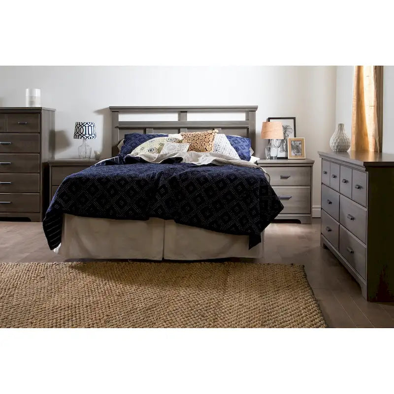 Country Cottage 2-Drawer Nightstand