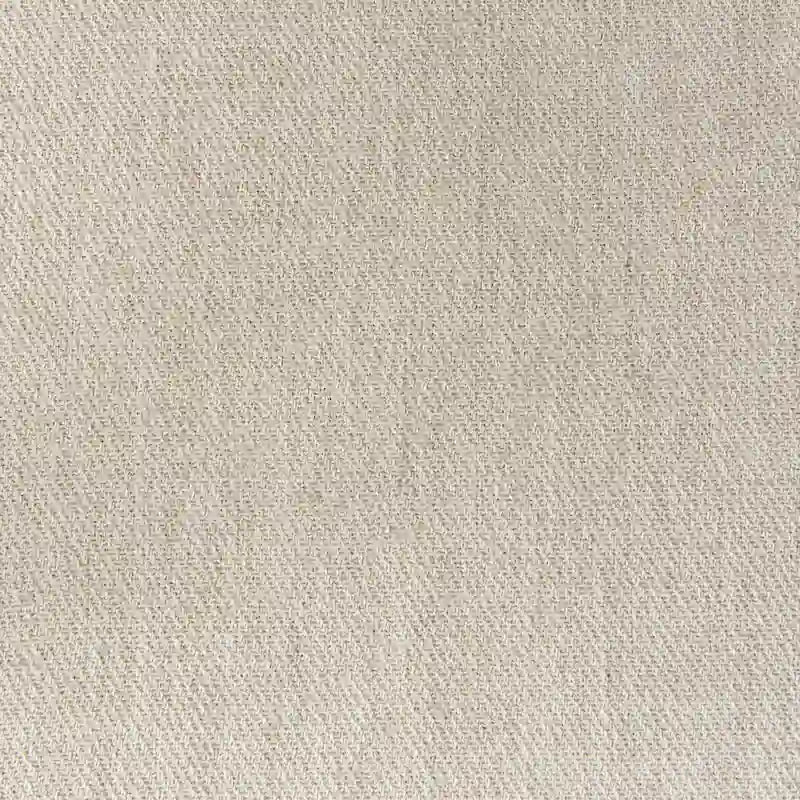 Jídelní židle s krémovým látkovým sedákem, ratanovým opěradlem a rámem z masivního dřeva